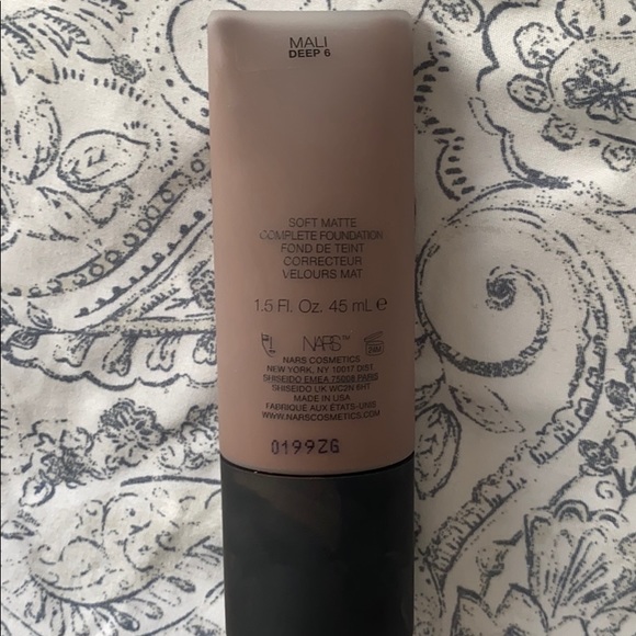 Nars foundation - Picture 2 of 2
